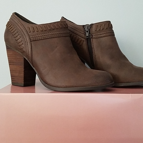 Carlos Santana Shoes - Carlos Santana shoes